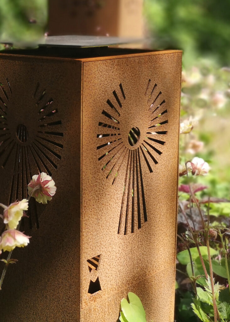 Mindelys til gravsted